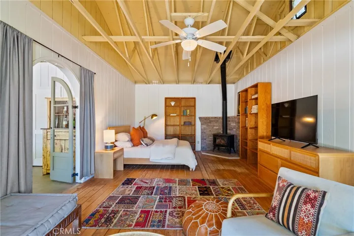 5750 El Pharo, Paso Robles, California 93446