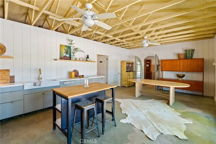 5750 El Pharo, Paso Robles, California 93446