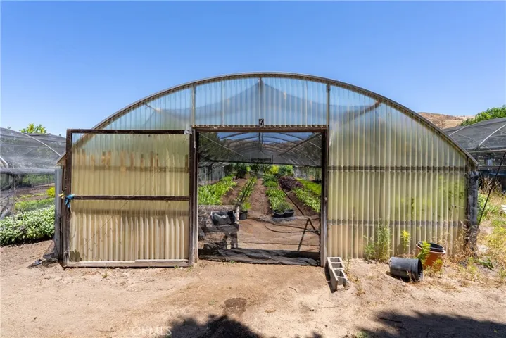 5750 El Pharo, Paso Robles, California 93446