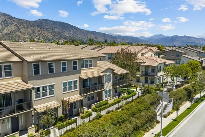 902 N Botanica Lane C, Azusa, California 91702