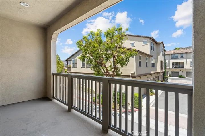 902 N Botanica Lane C, Azusa, California 91702