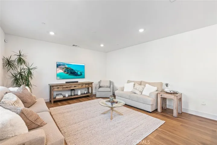 26319 Gentry Avenue, Corona, California 92883