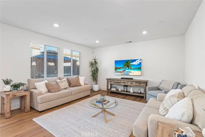 26319 Gentry Avenue, Corona, California 92883
