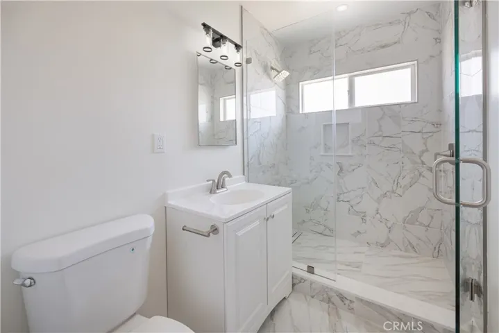 12237 Vanowen Street E, North Hollywood, California 91605