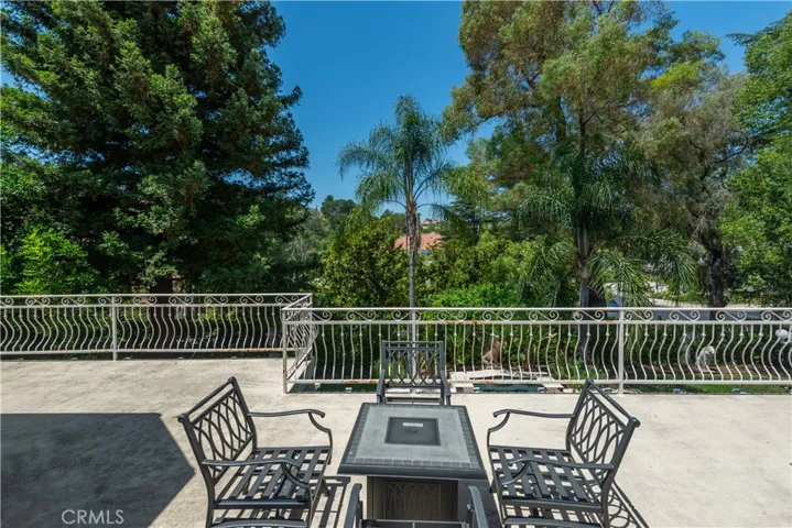 5267 Newcastle, Calabasas, California 91302