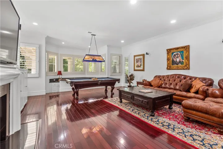 5267 Newcastle, Calabasas, California 91302