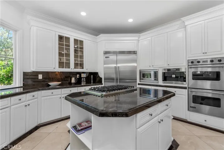 5267 Newcastle, Calabasas, California 91302