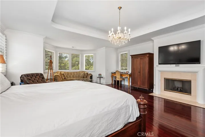 5267 Newcastle, Calabasas, California 91302