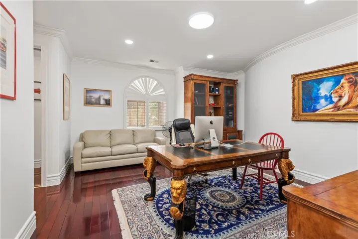 5267 Newcastle, Calabasas, California 91302