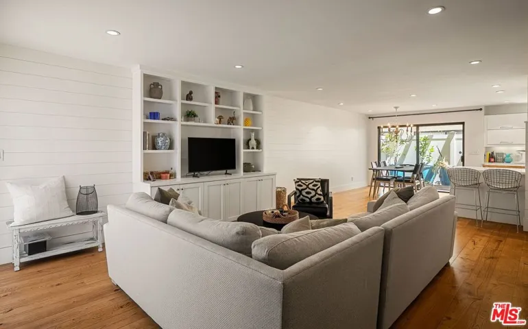 812 16th Street 5, Santa Monica, California 90403