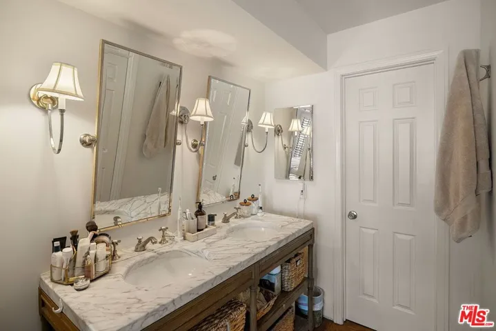 812 16th Street 5, Santa Monica, California 90403