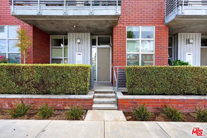1912 Broadway 103, Santa Monica, California 90404