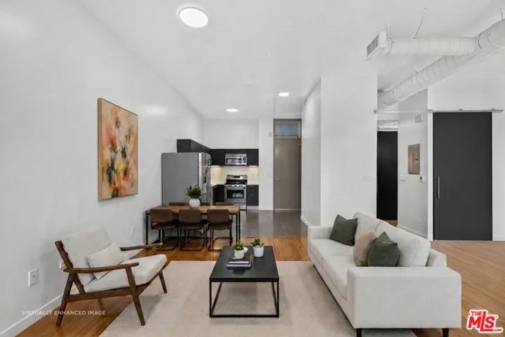 1912 Broadway 103, Santa Monica, California 90404