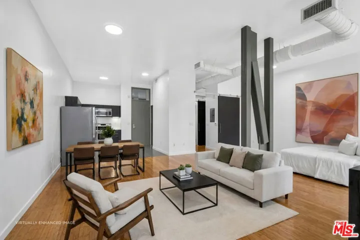 1912 Broadway 103, Santa Monica, California 90404
