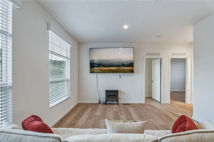 8380 Riggins, Phelan, California 92371