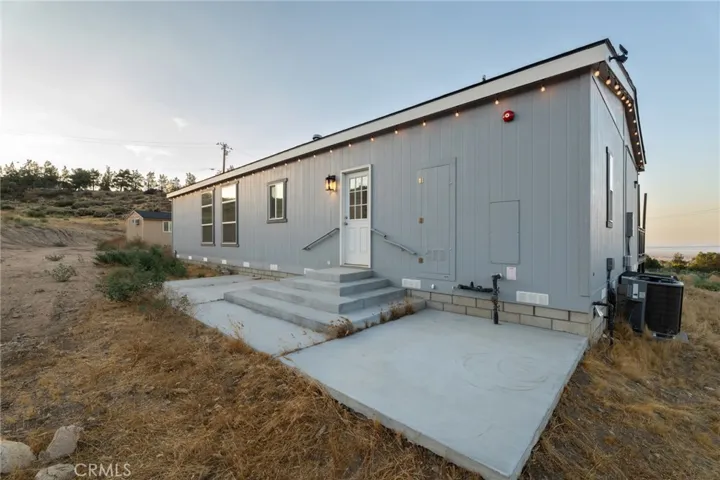 8380 Riggins, Phelan, California 92371
