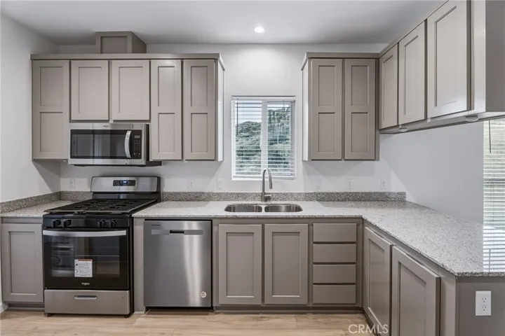 8380 Riggins, Phelan, California 92371