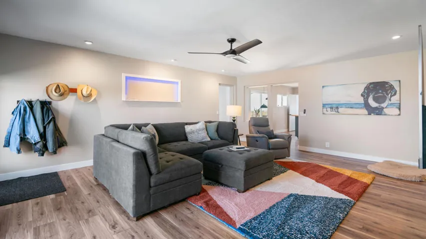 1587 Deer Trl Interior-28