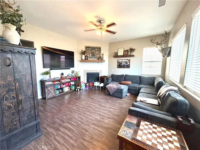 2134 George, Dos Palos, California 93620