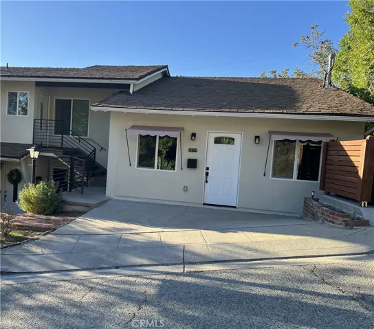 1879 Verdugo Loma Drive A, Glendale, California 91208
