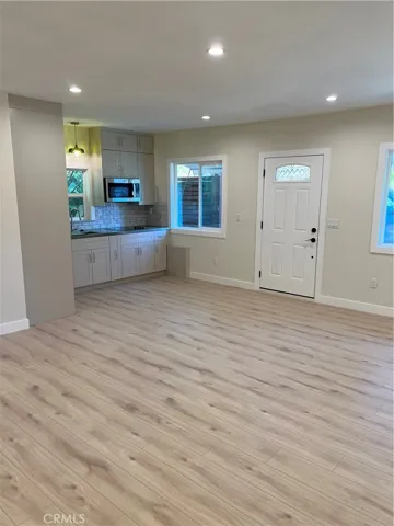 1879 Verdugo Loma Drive A, Glendale, California 91208