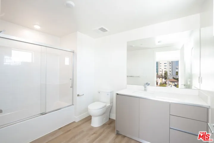 1126 N Cornwell Street 109, Los Angeles, California 90033