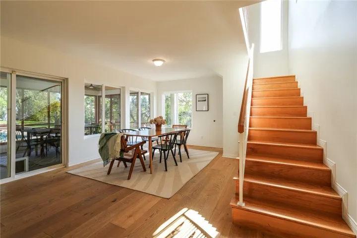 430 Devonwood Road, Altadena, California 91001