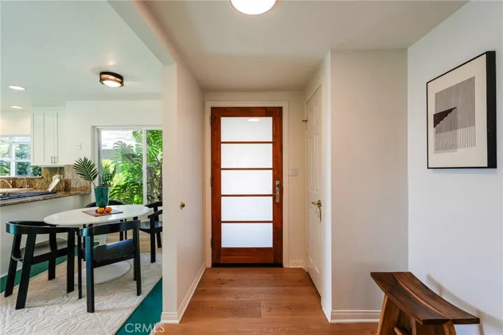430 Devonwood Road, Altadena, California 91001