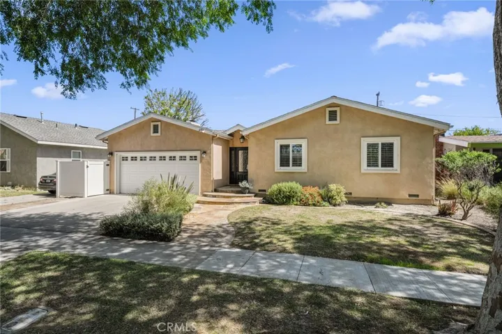2784 Vuelta Grande, Long Beach, California 90815