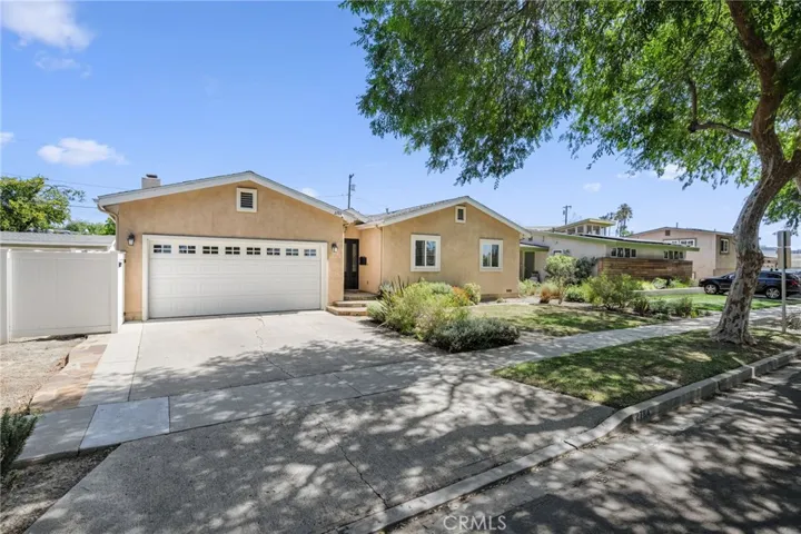 2784 Vuelta Grande, Long Beach, California 90815