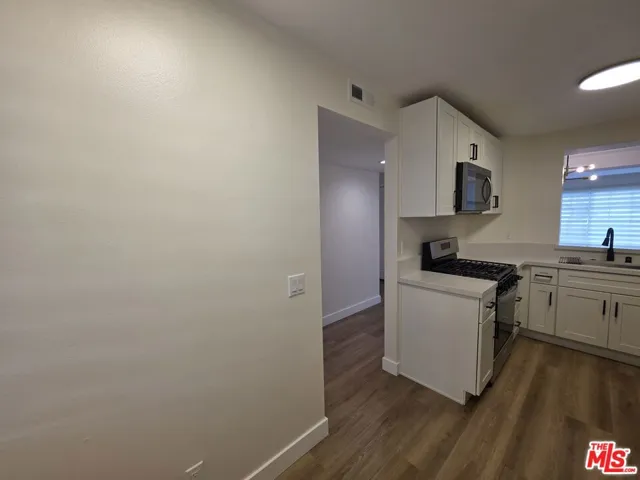 535 W 4th Street 110, Long Beach, California 90802