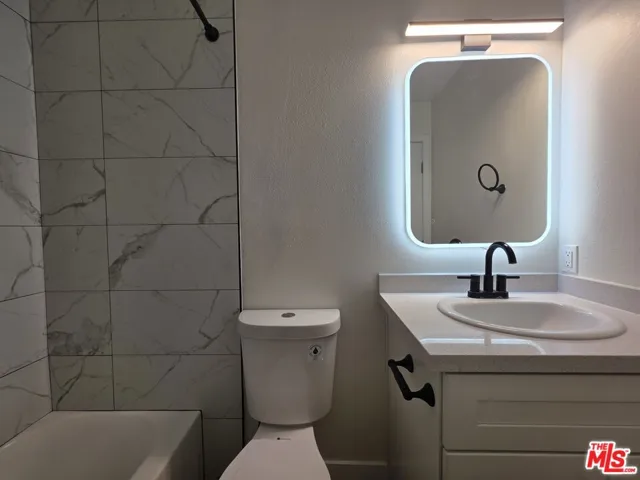 535 W 4th Street 110, Long Beach, California 90802