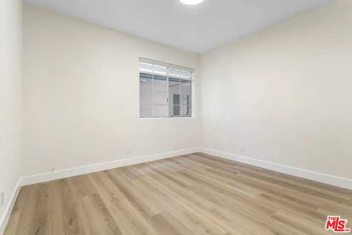 535 W 4th Street 110, Long Beach, California 90802
