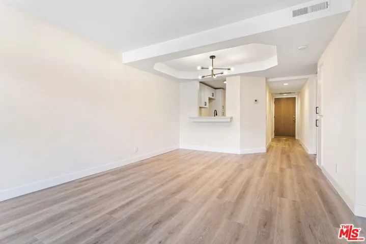 535 W 4th Street 110, Long Beach, California 90802
