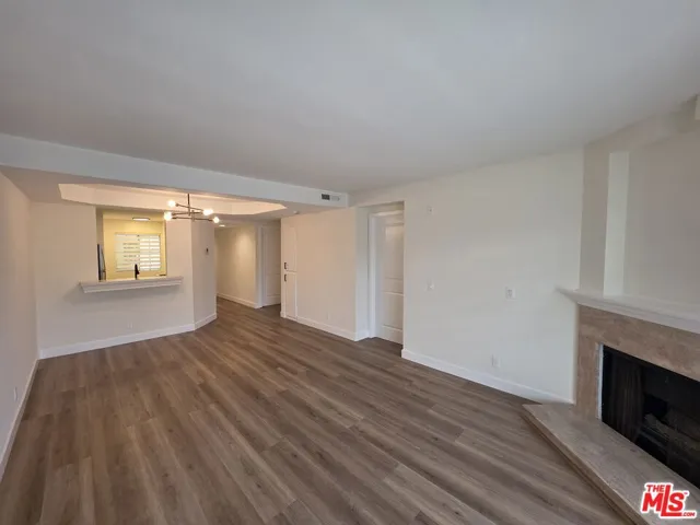 535 W 4th Street 110, Long Beach, California 90802