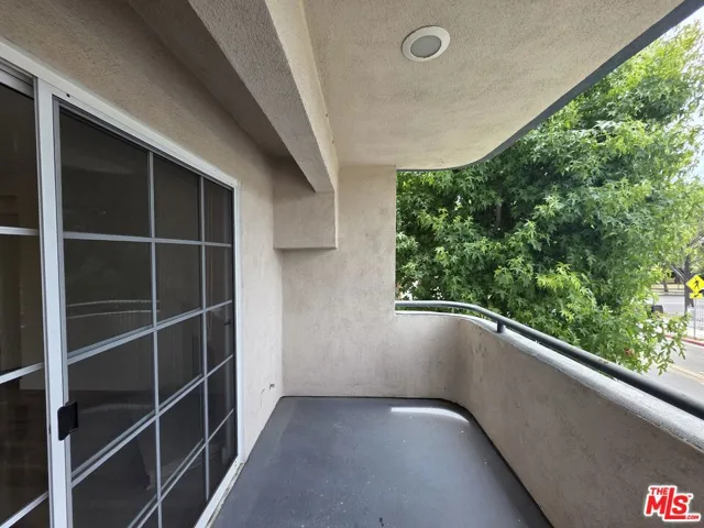 535 W 4th Street 110, Long Beach, California 90802