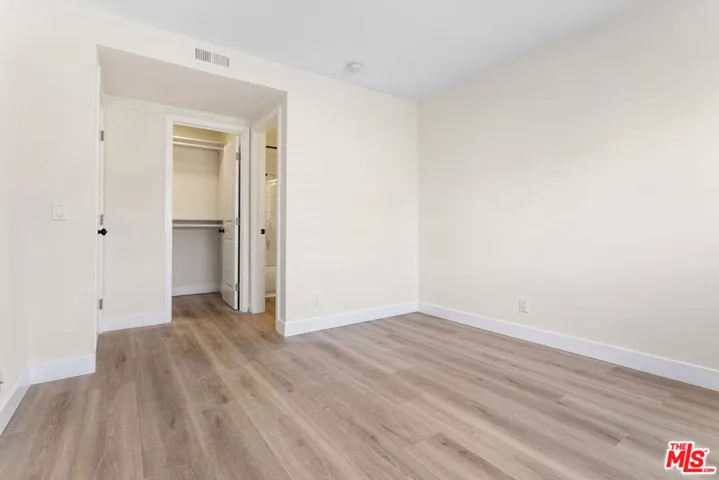 535 W 4th Street 110, Long Beach, California 90802