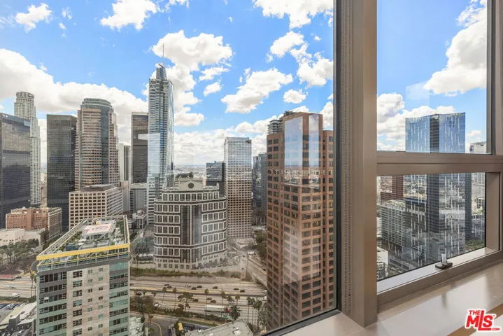 1100 Wilshire Boulevard 2911, Los Angeles, California 90017