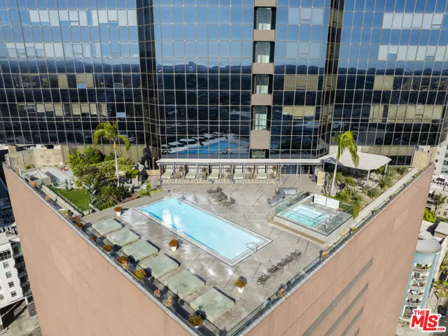 1100 Wilshire Boulevard 2911, Los Angeles, California 90017