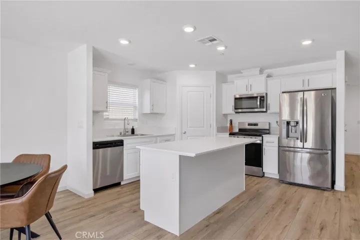 713 Veronica Court, Merced, California 95341