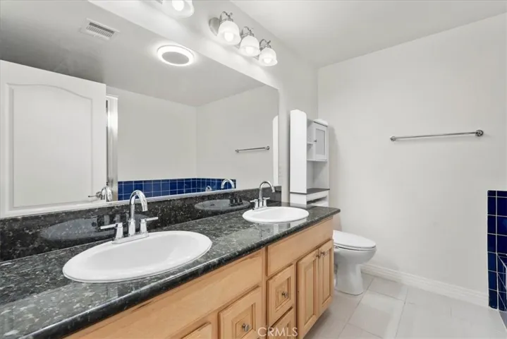11622 Oxnard Street, North Hollywood, California 91606