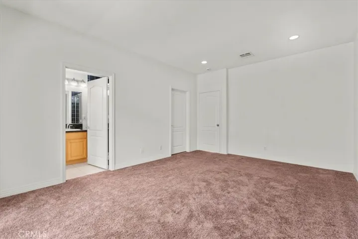 11622 Oxnard Street, North Hollywood, California 91606