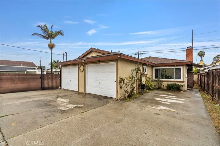 4555 W 160th Street, Lawndale, California 90260