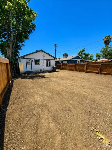 1006 6th, Bakersfield, California 93304