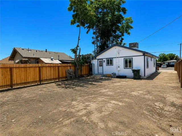 1006 6th, Bakersfield, California 93304