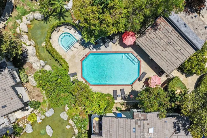 Community pool and Spa
