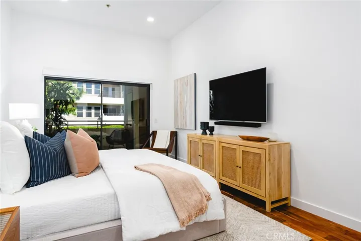280 Cagney Lane 301, Newport Beach, California 92663