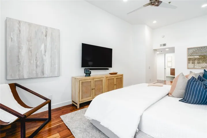 280 Cagney Lane 301, Newport Beach, California 92663