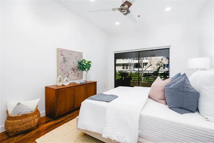 280 Cagney Lane 301, Newport Beach, California 92663