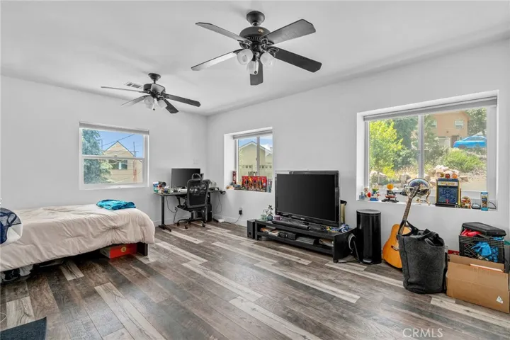 1015 Summit, Crestline, California 92325
